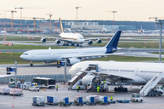 國際快遞，清關